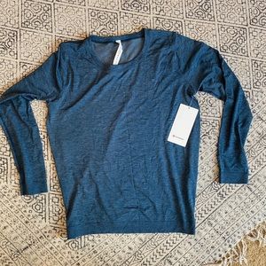 Active wear lululemon long sleeve